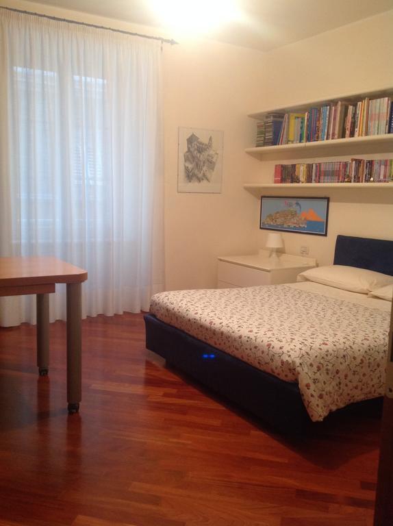B&B Crispi ตรีเอสเต ห้อง รูปภาพ